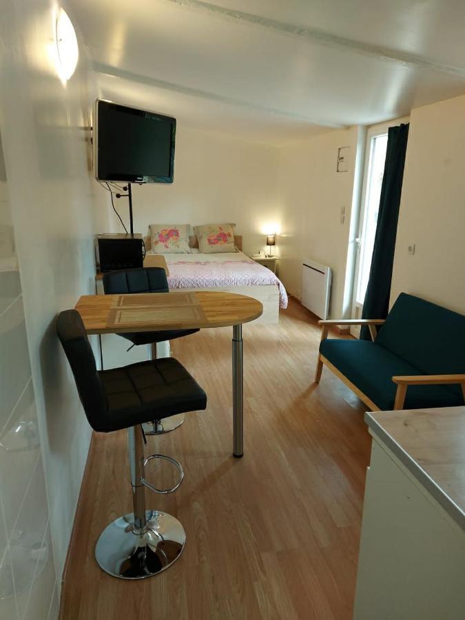 Studio Au Calme Wifi 600M Centre Ville Parking Gratuit Devant Castres  Eksteriør bilde